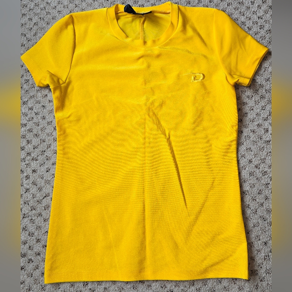 Dkny active vintage athletic top